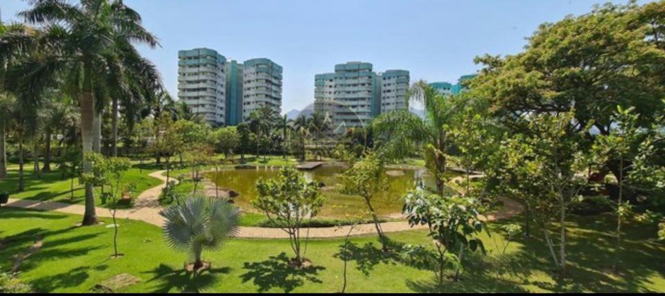 Mountain, Lake And Pool View Apartment Rio de Janeiro Rom bilde